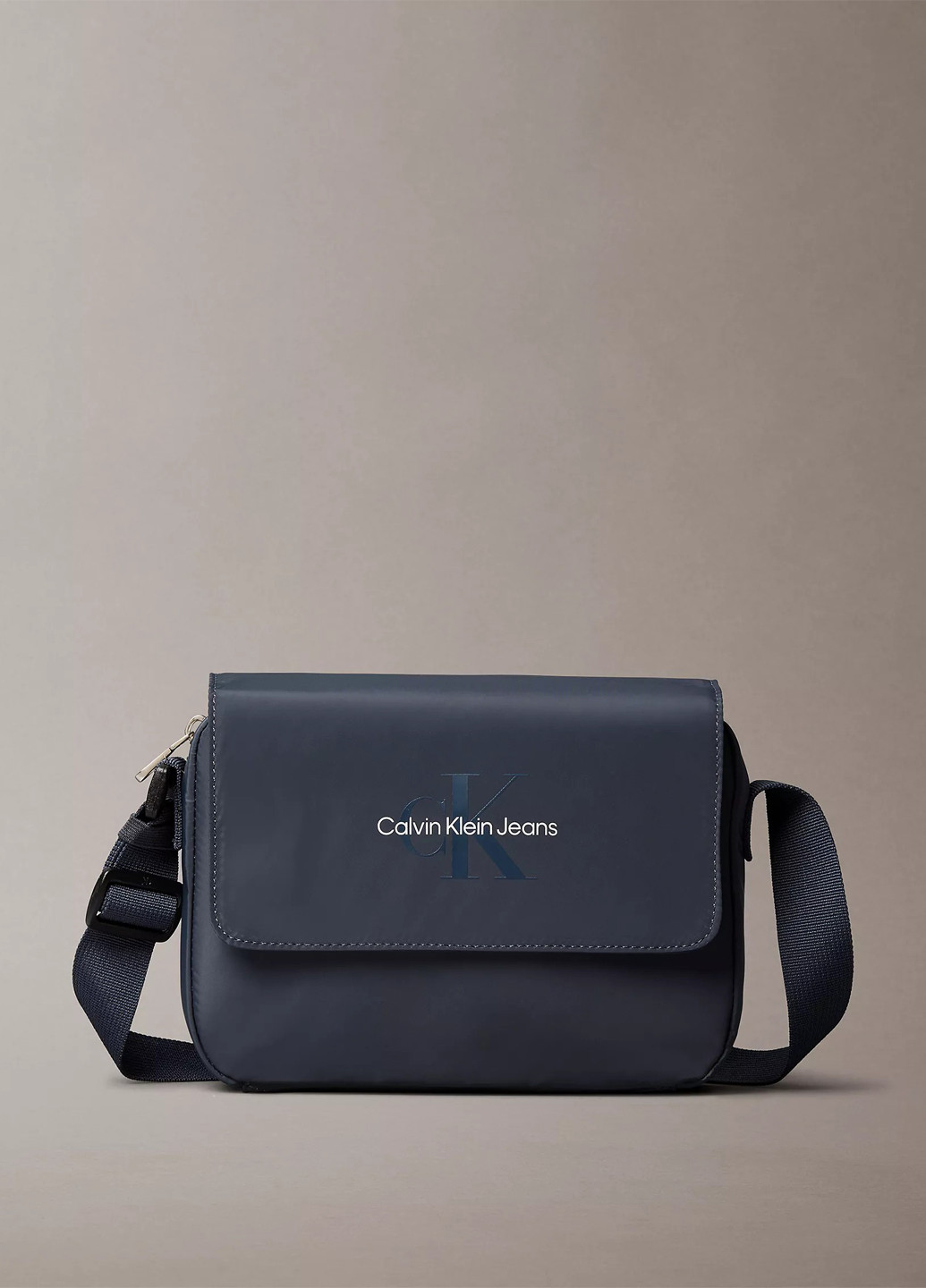 Сумка Calvin Klein (368508633)