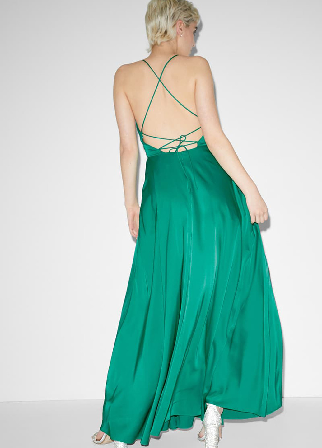 Изумрудное кэжуал платье клеш C&A однотонное