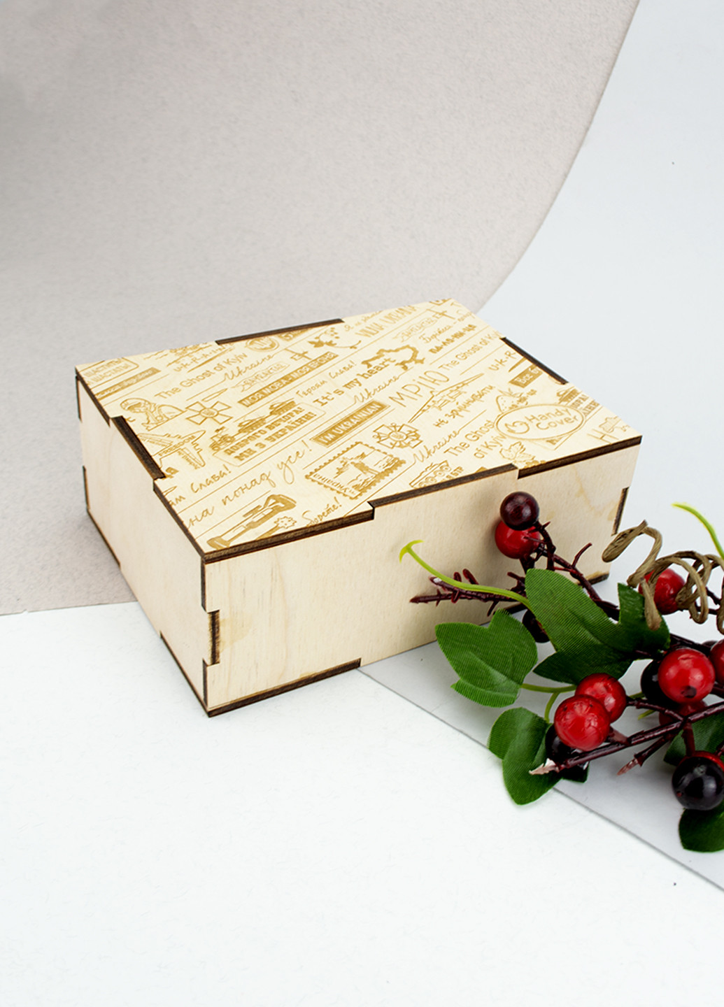 Коробка подарочная малая 155*120*60 "Ukraine" деревянная HandyCover (253516316)