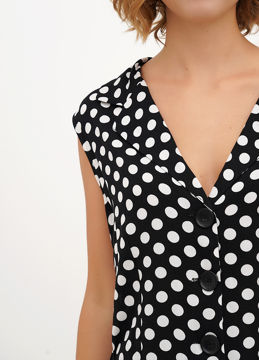 Черное кэжуал платье а-силуэт Vicolo в горошек