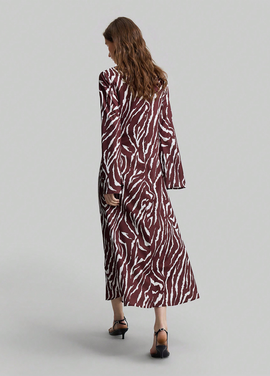 Коричневое кэжуал платье а-силуэт SHEIN с рисунком