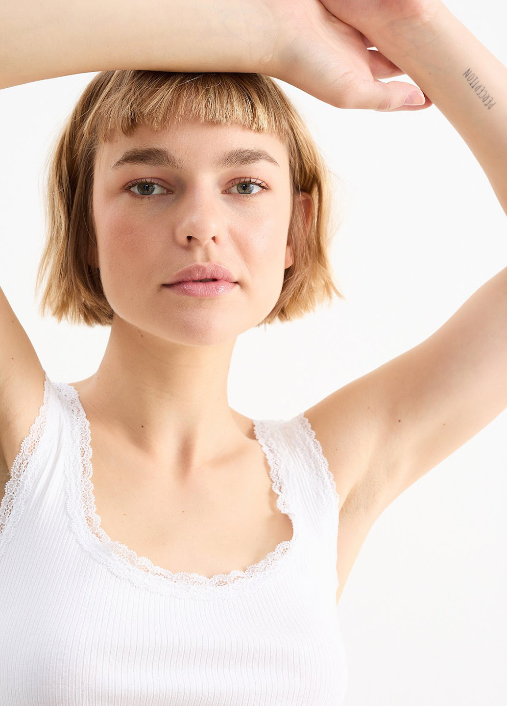 Топ C&A (323001940)