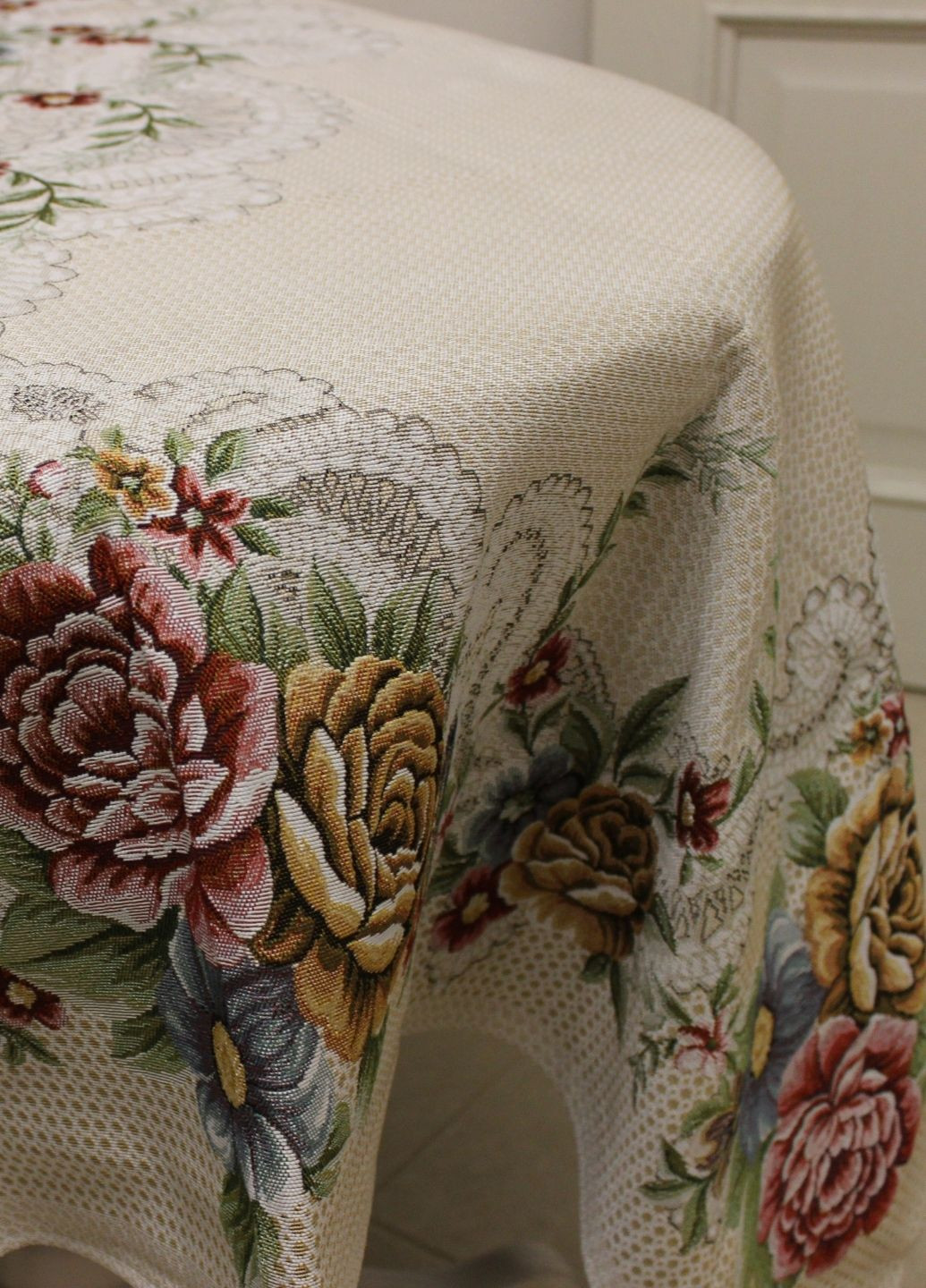 Гобеленовая скатерть, 160х220 см Jackline Peonia цветочная комбинированная