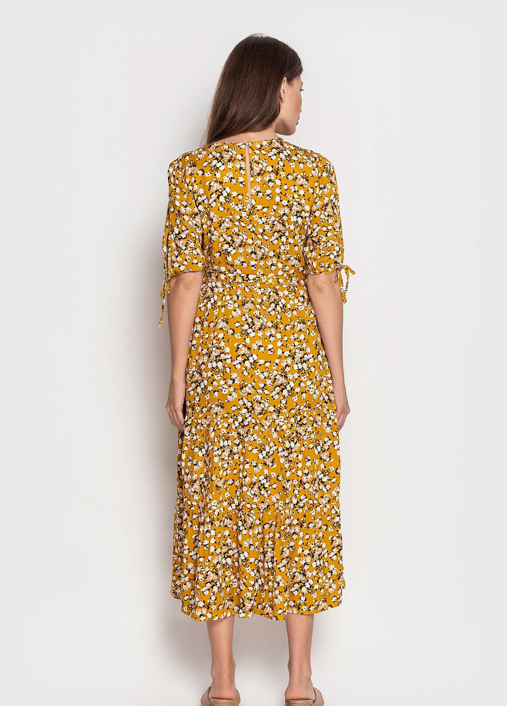 Желтое кэжуал платье колокол BeART с цветочным принтом