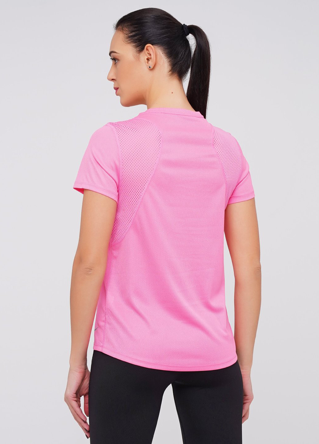 Рожева всесезон футболка Nike