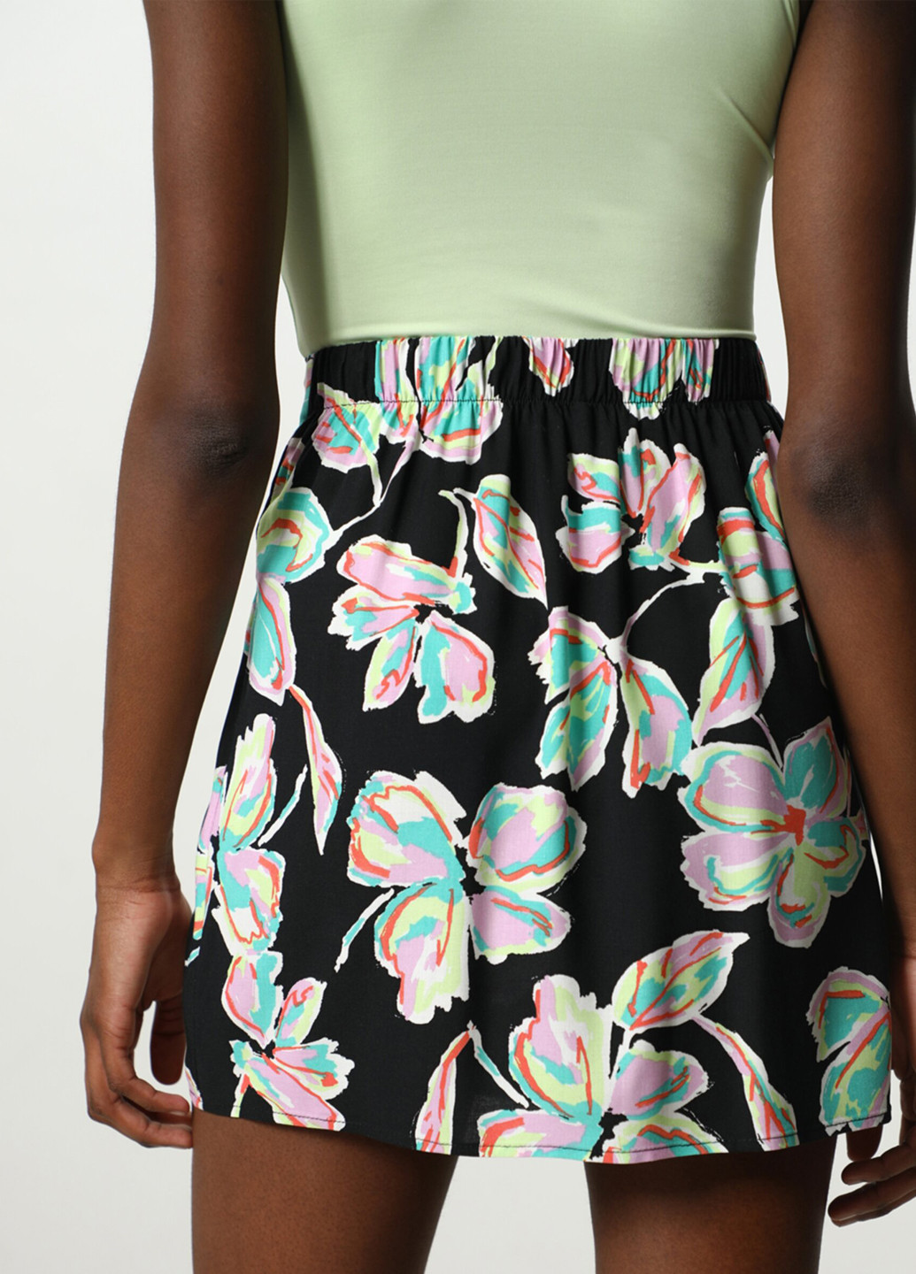 Черная кэжуал цветочной расцветки юбка Lefties а-силуэта (трапеция)