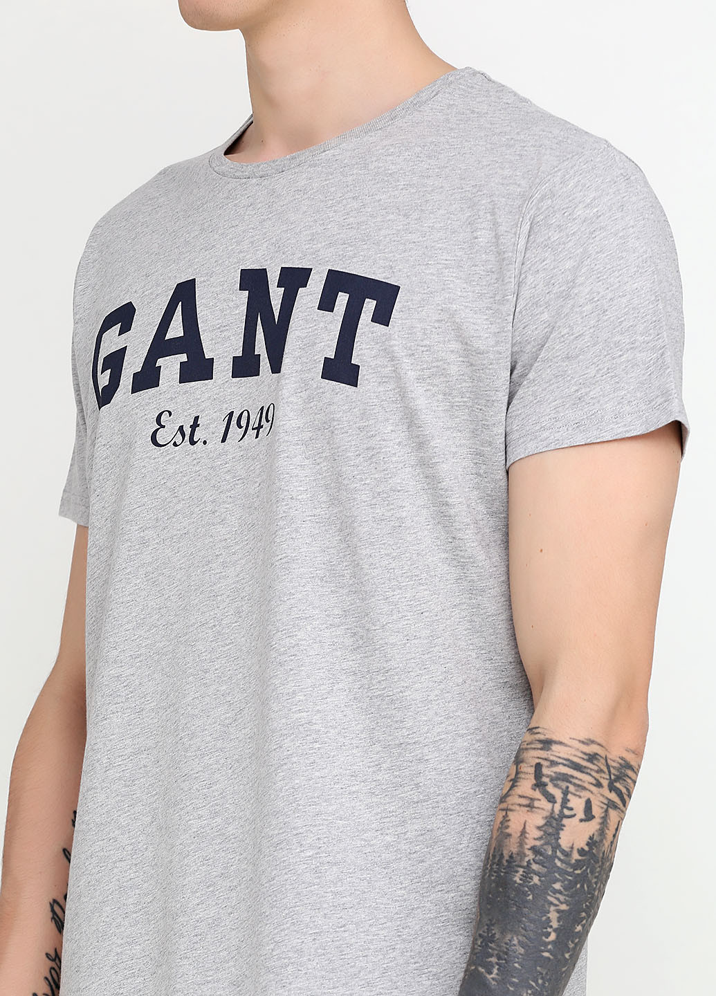 Серая футболка Gant