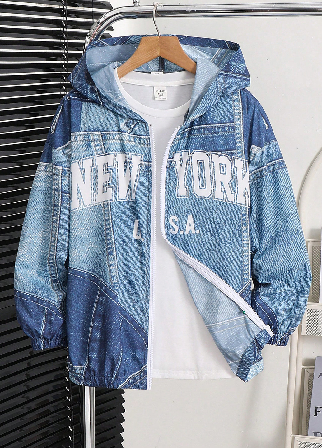 Синя демісезонна куртка SHEIN