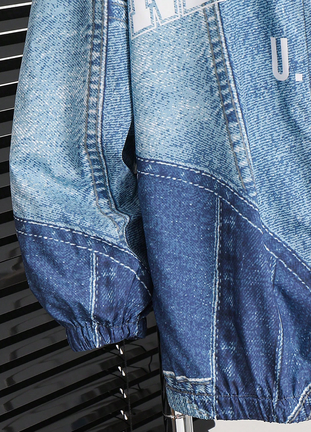 Синя демісезонна куртка SHEIN