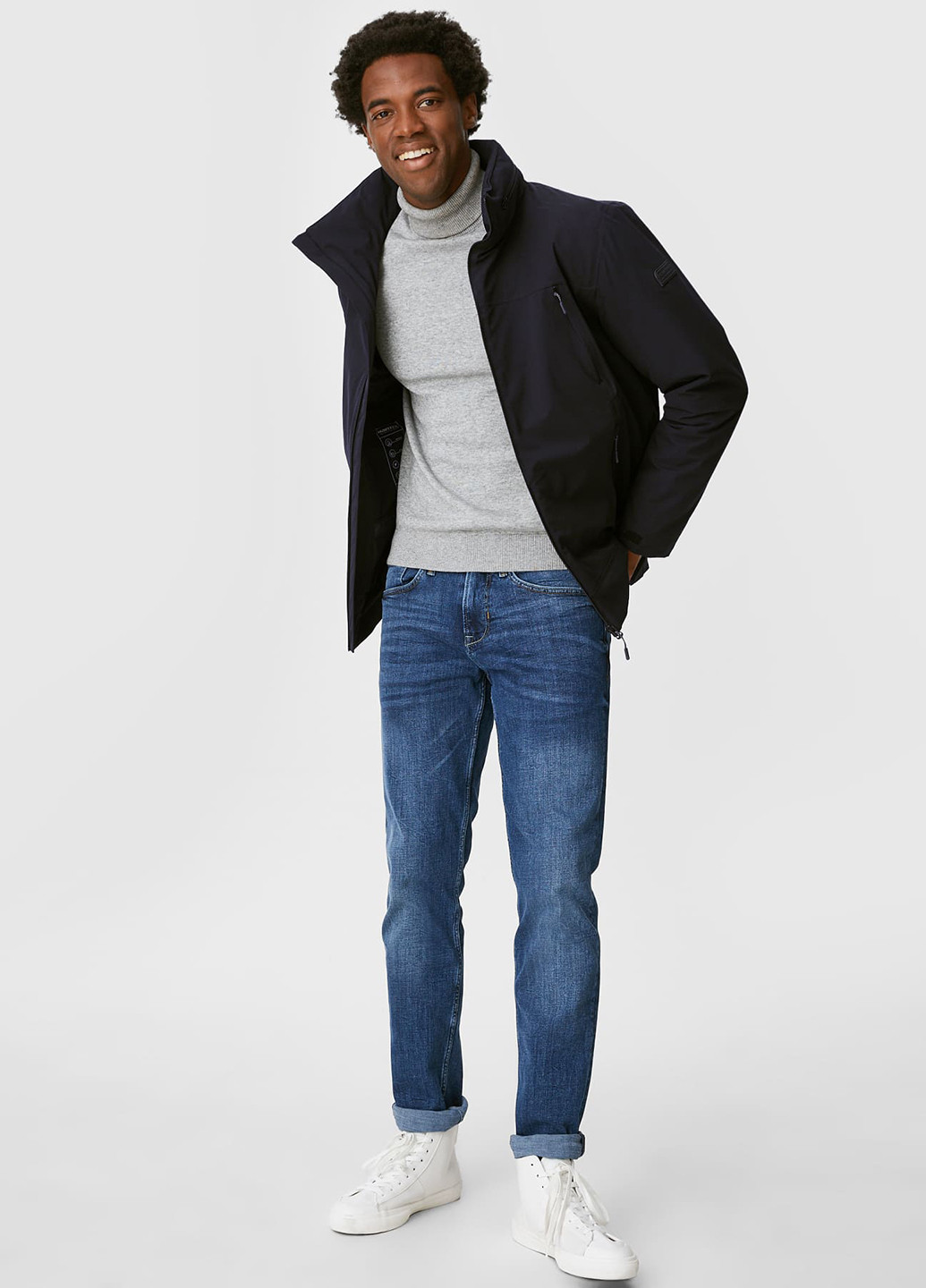 Чорна демісезонна куртка C&A