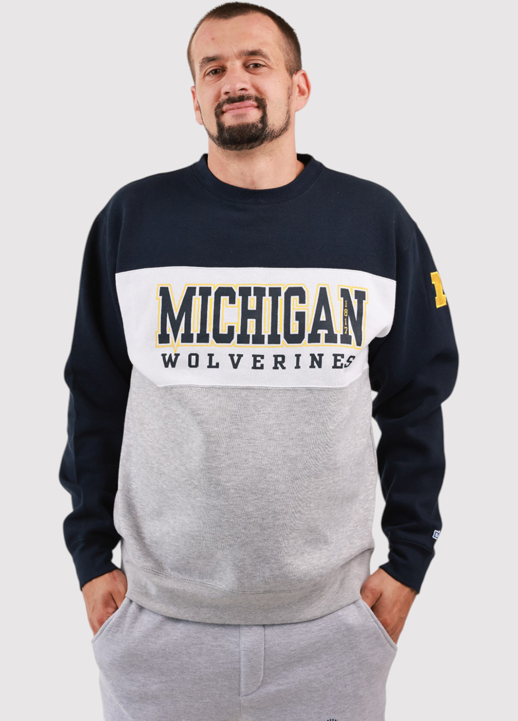 Комбінований світшот Blue 84 колор блок нашивки (361422100)