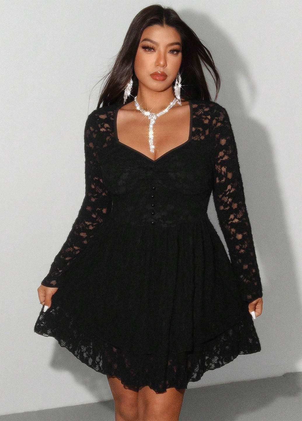 Черное коктейльное платье клеш SHEIN однотонное