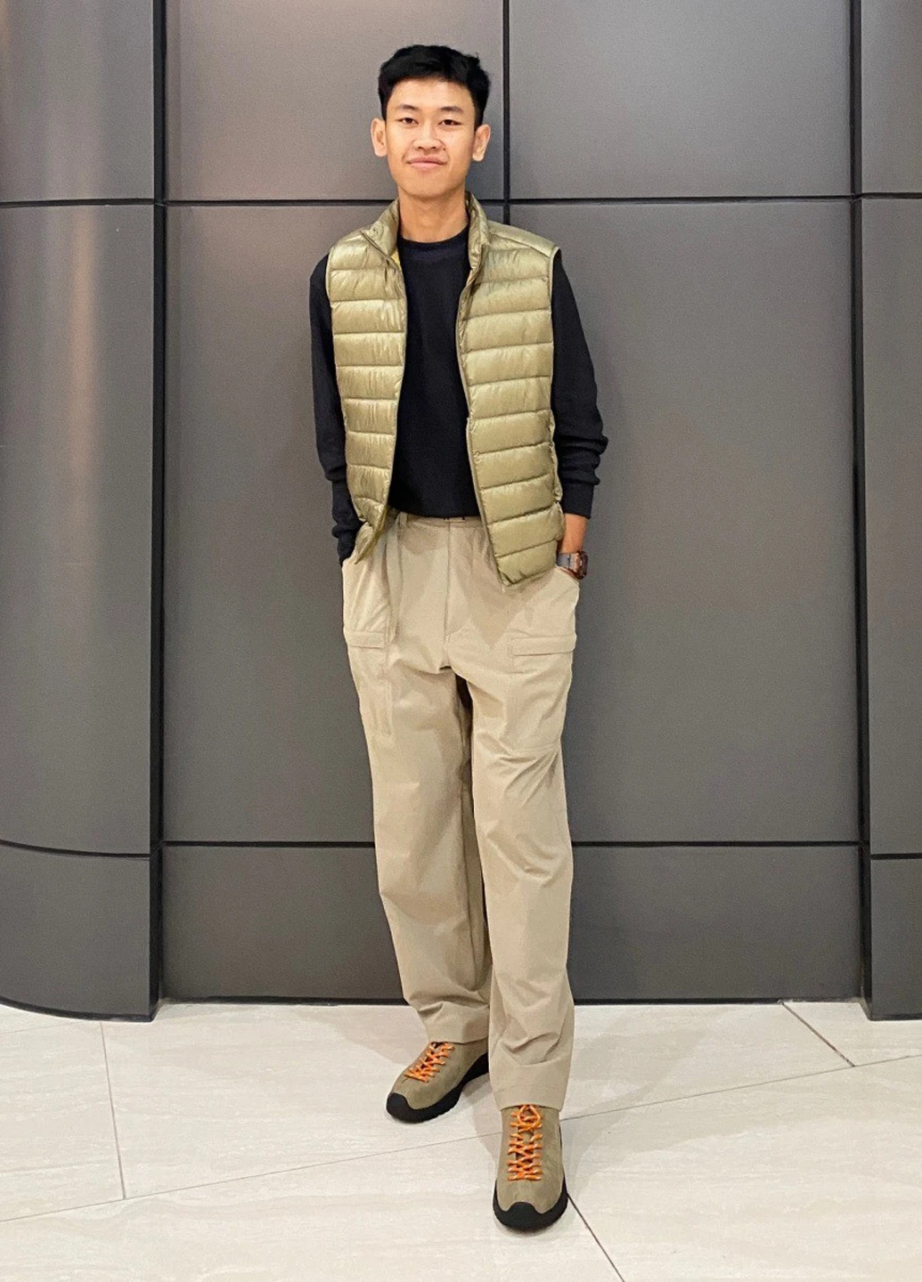 Жилет Uniqlo (333568542)