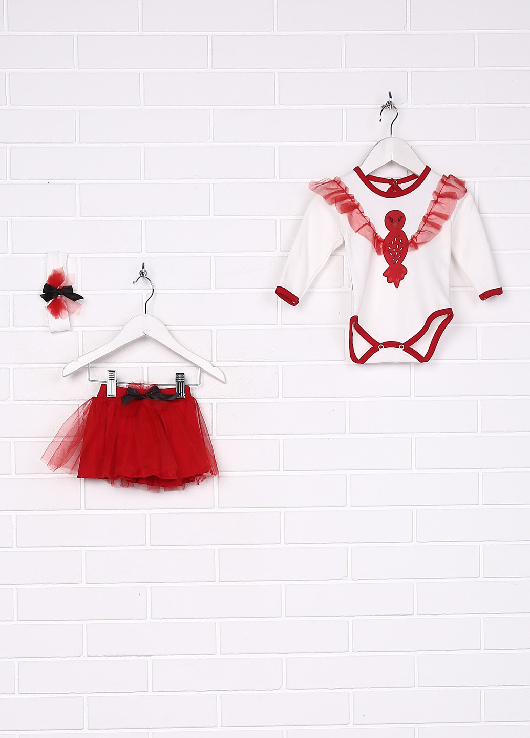Красный демисезонный комплект (боди, юбка, повязка) zem baby