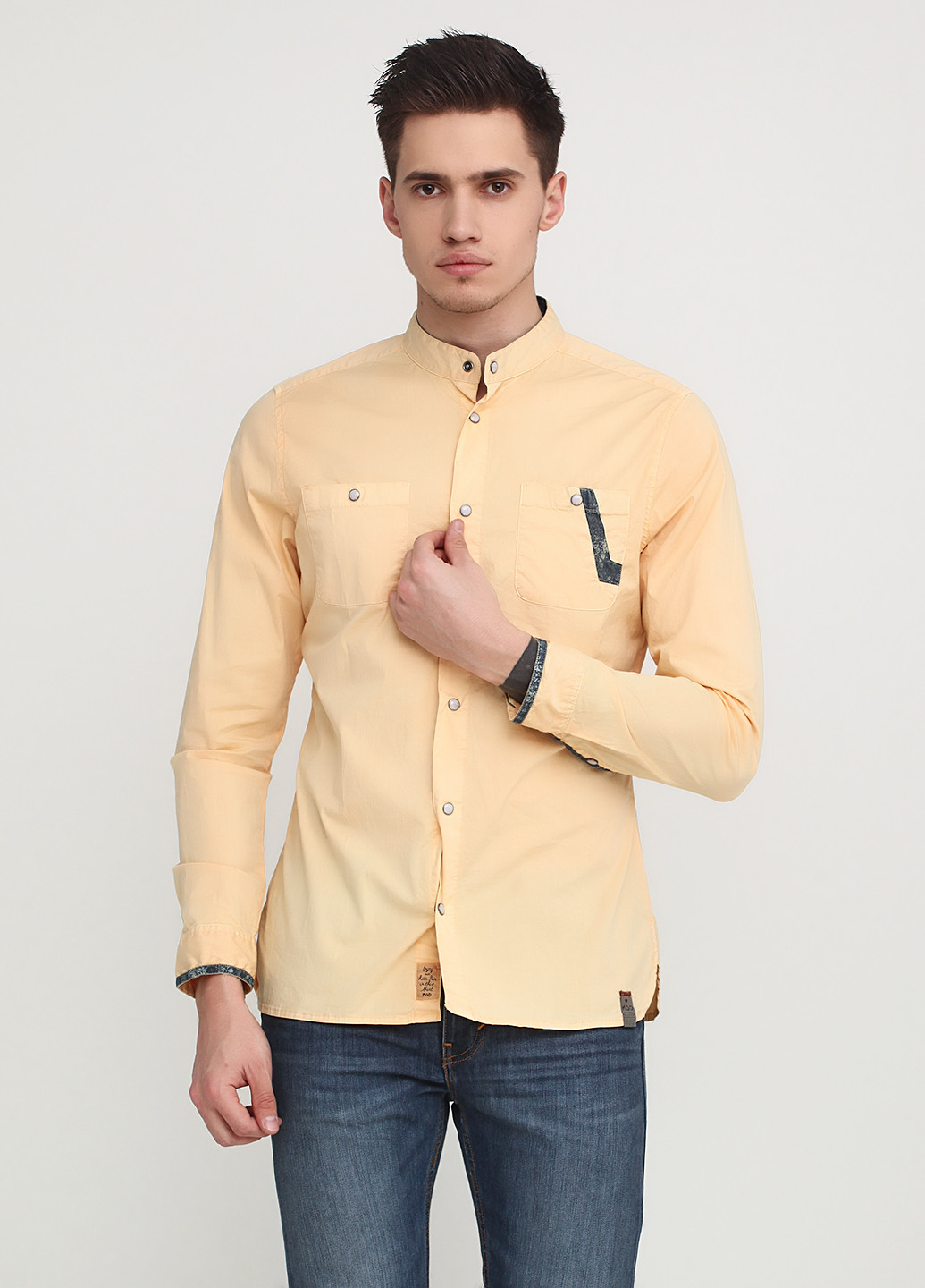 Светло-желтая кэжуал рубашка однотонная M.O.D. с длинным рукавом