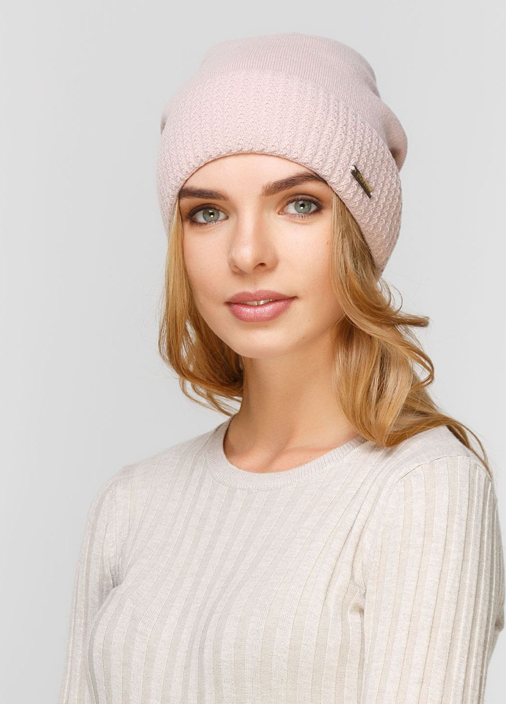 Теплая зимняя шерстяная женская шапка с отворотом на флисовой подкладке 550406 DeMari 77 ненси (237903981)