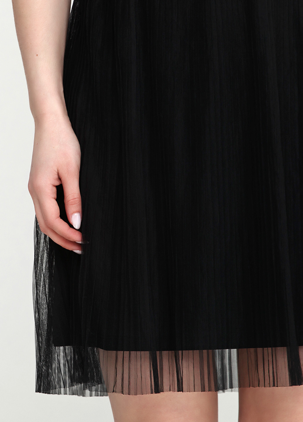 Черное кэжуал платье Mi Ami однотонное