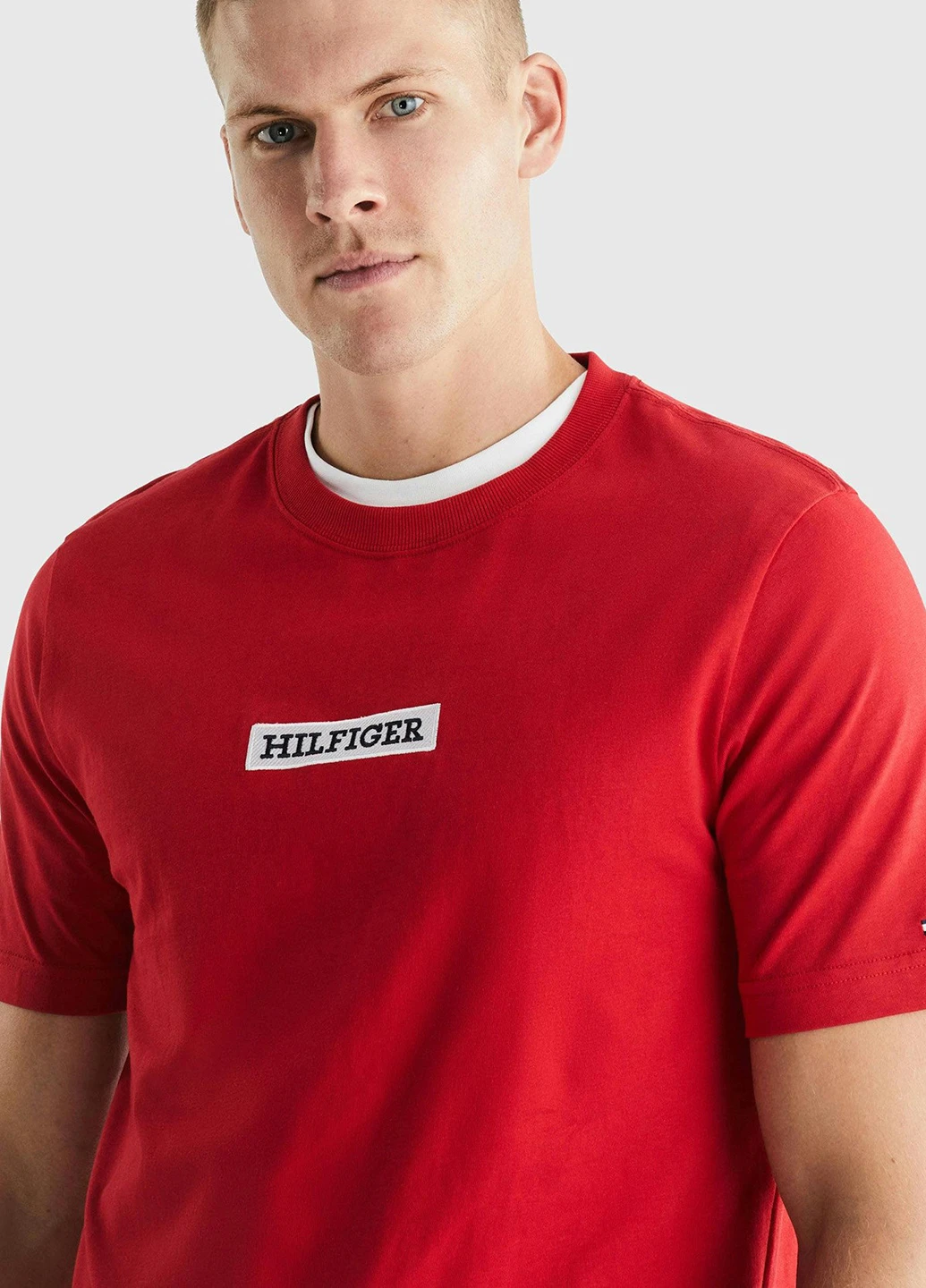 Червона футболка Tommy Hilfiger