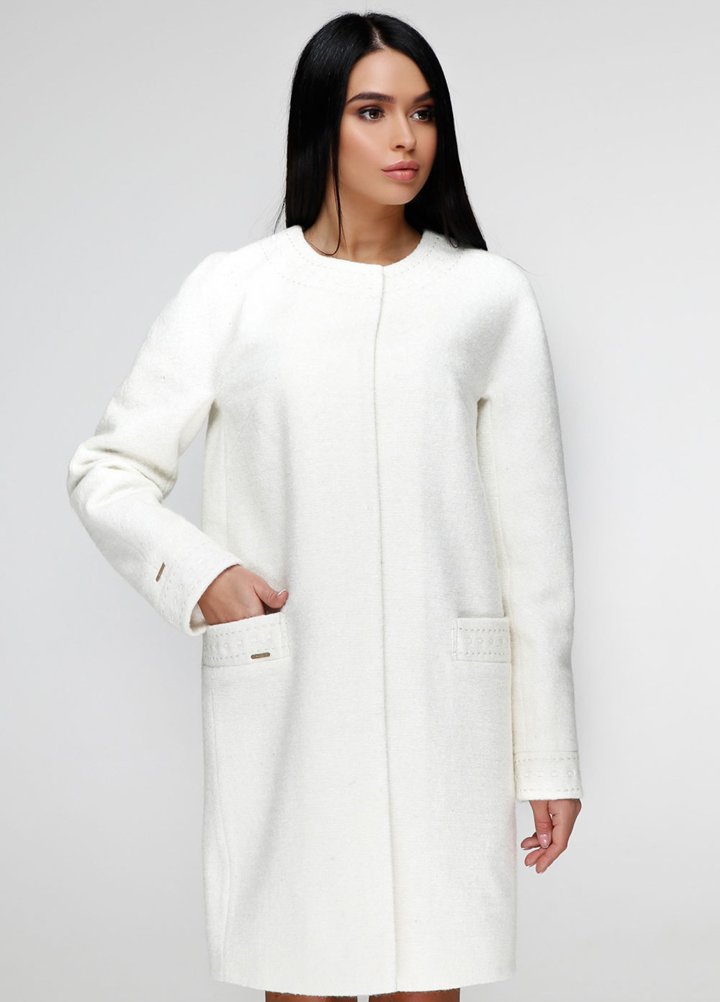 Белое демисезонное Пальто Favoritti