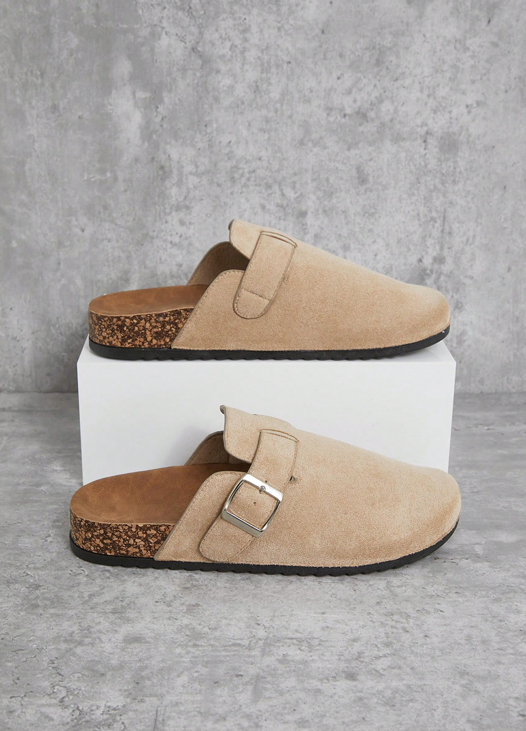 Бежевые сандалии SHEIN