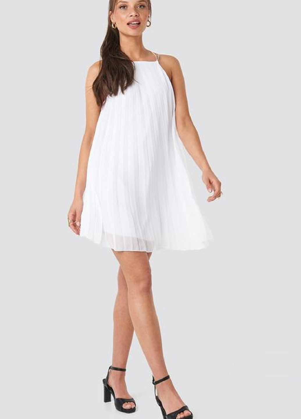 Білий кежуал плаття, сукня а-силует, з відкритою спиною NA-KD однотонна