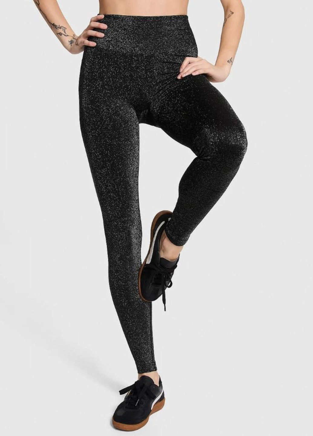 Черный демисезонный комплект (топ, леггинсы) Victoria's Secret