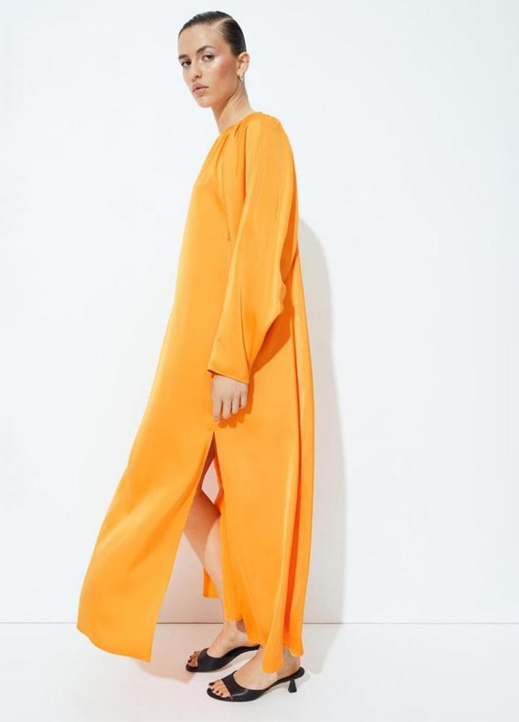Помаранчева кежуал сукня з відкритою спиною, оверсайз H&M однотонна