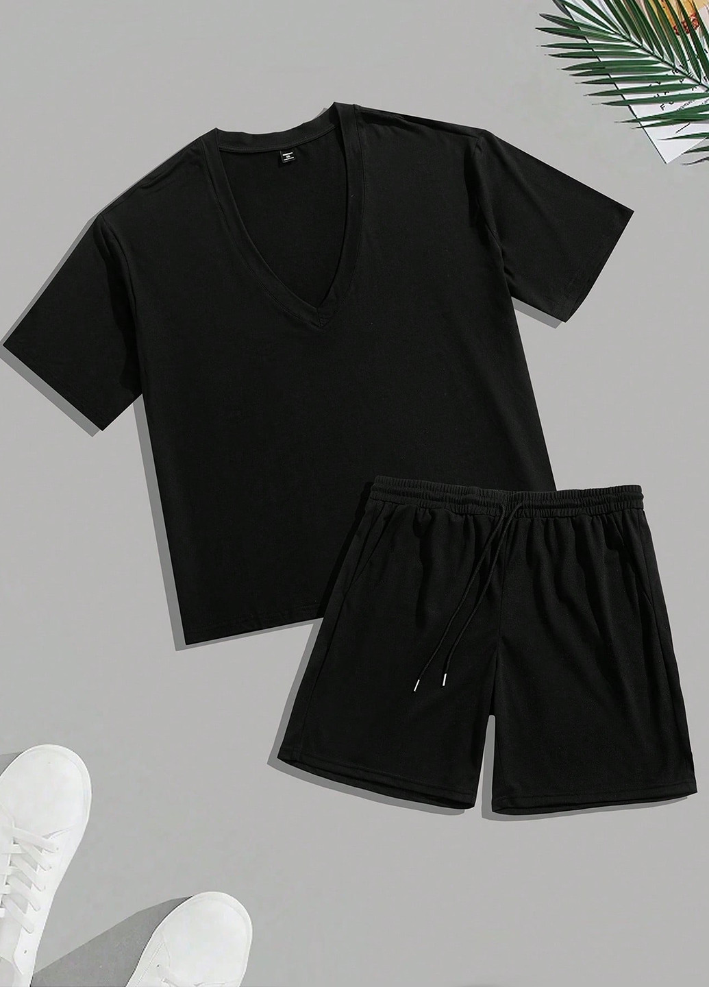 Чорний літній костюм (футболка, шорти) з шортами SHEIN