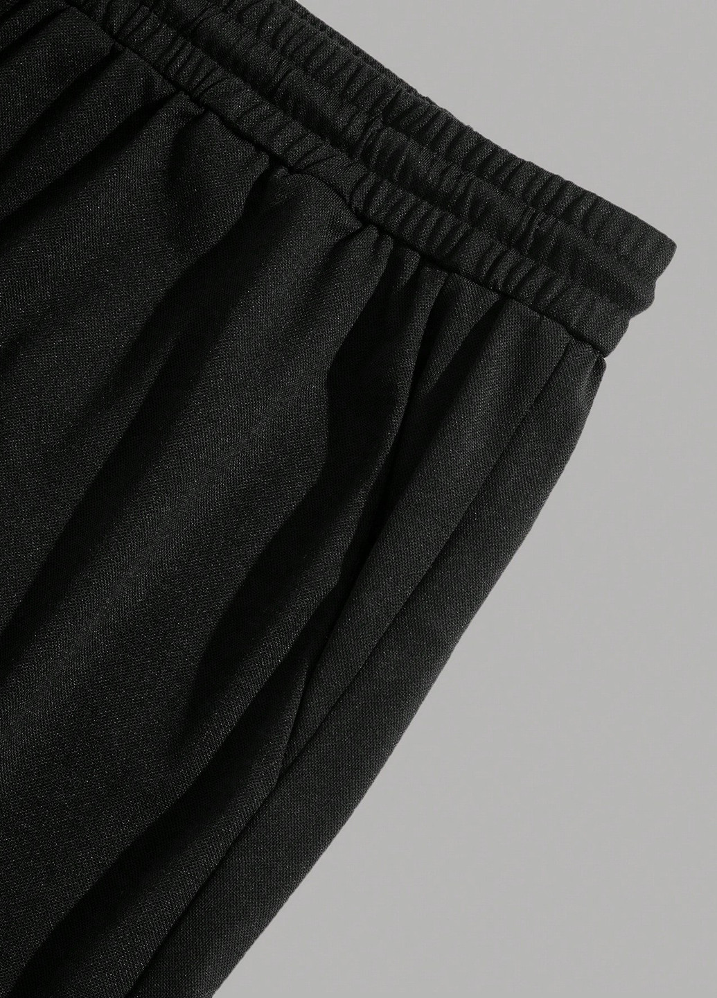 Чорний літній костюм (футболка, шорти) з шортами SHEIN