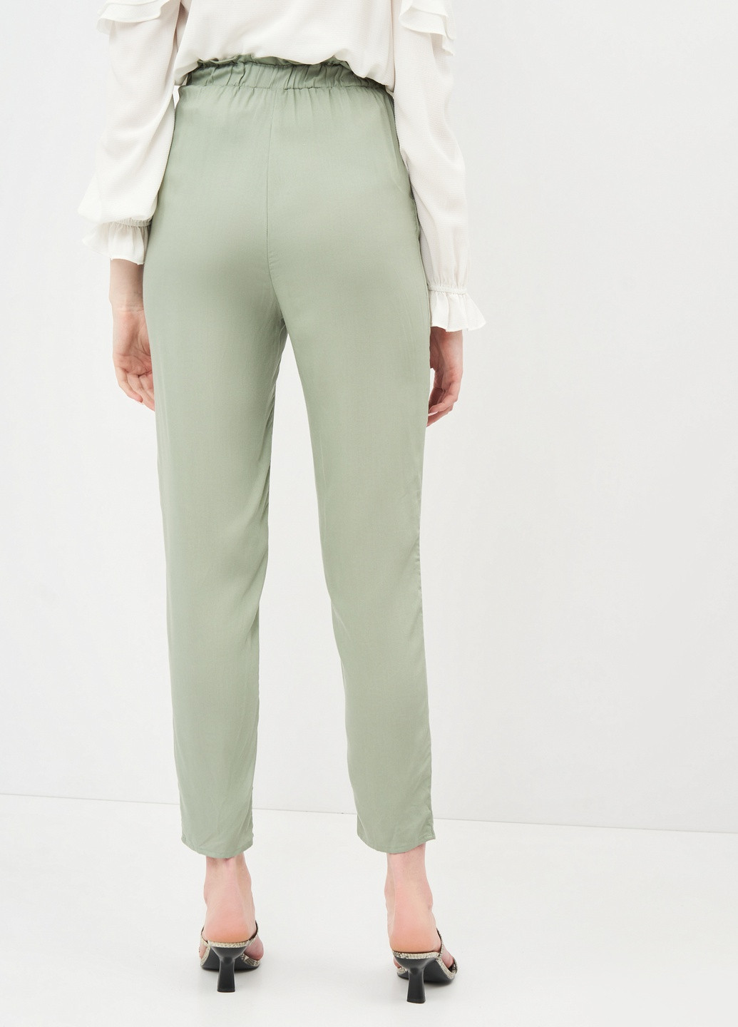 Светло-зеленые летние брюки H&M