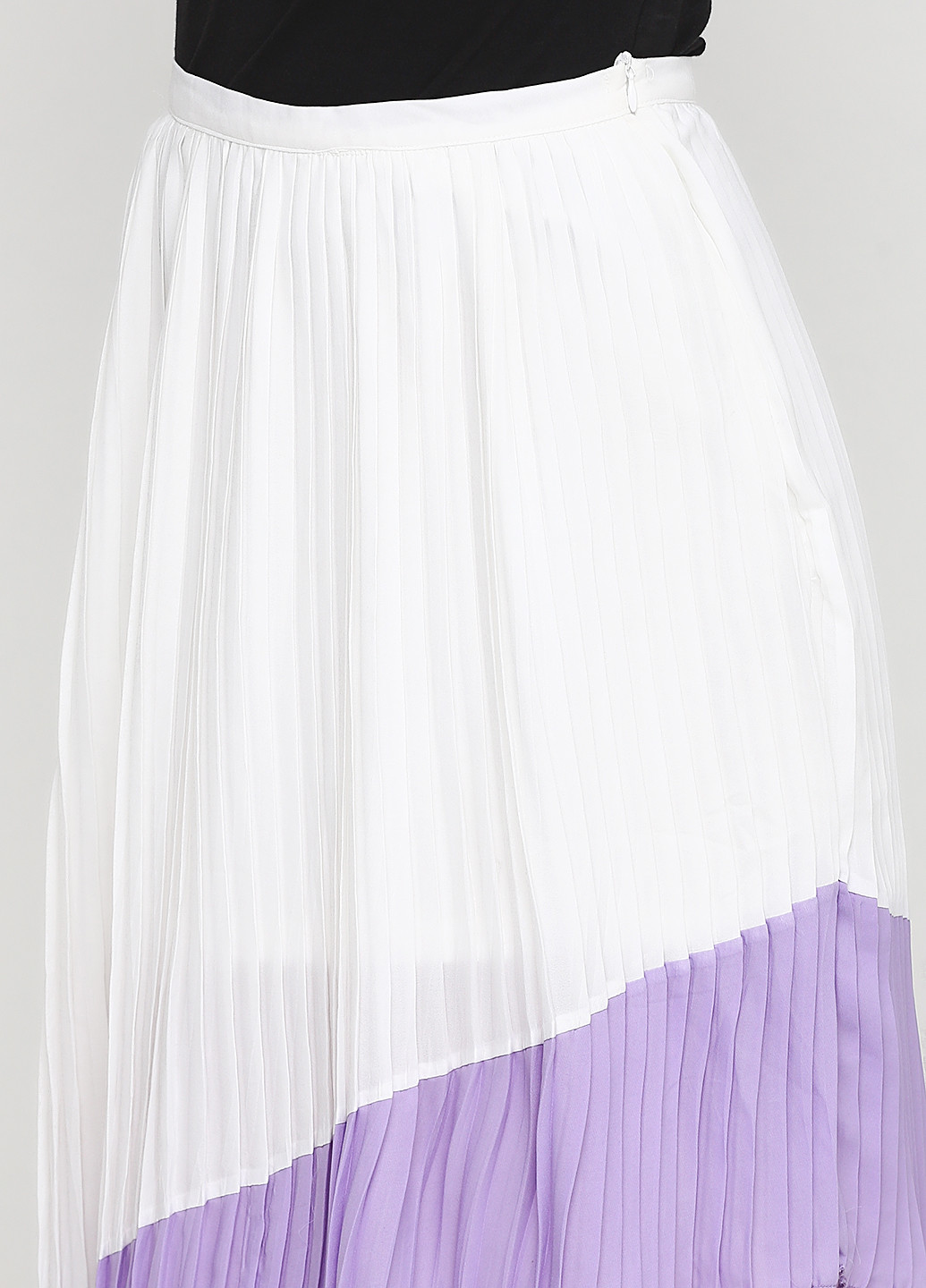 Белая кэжуал однотонная юбка Boohoo Boutique плиссе