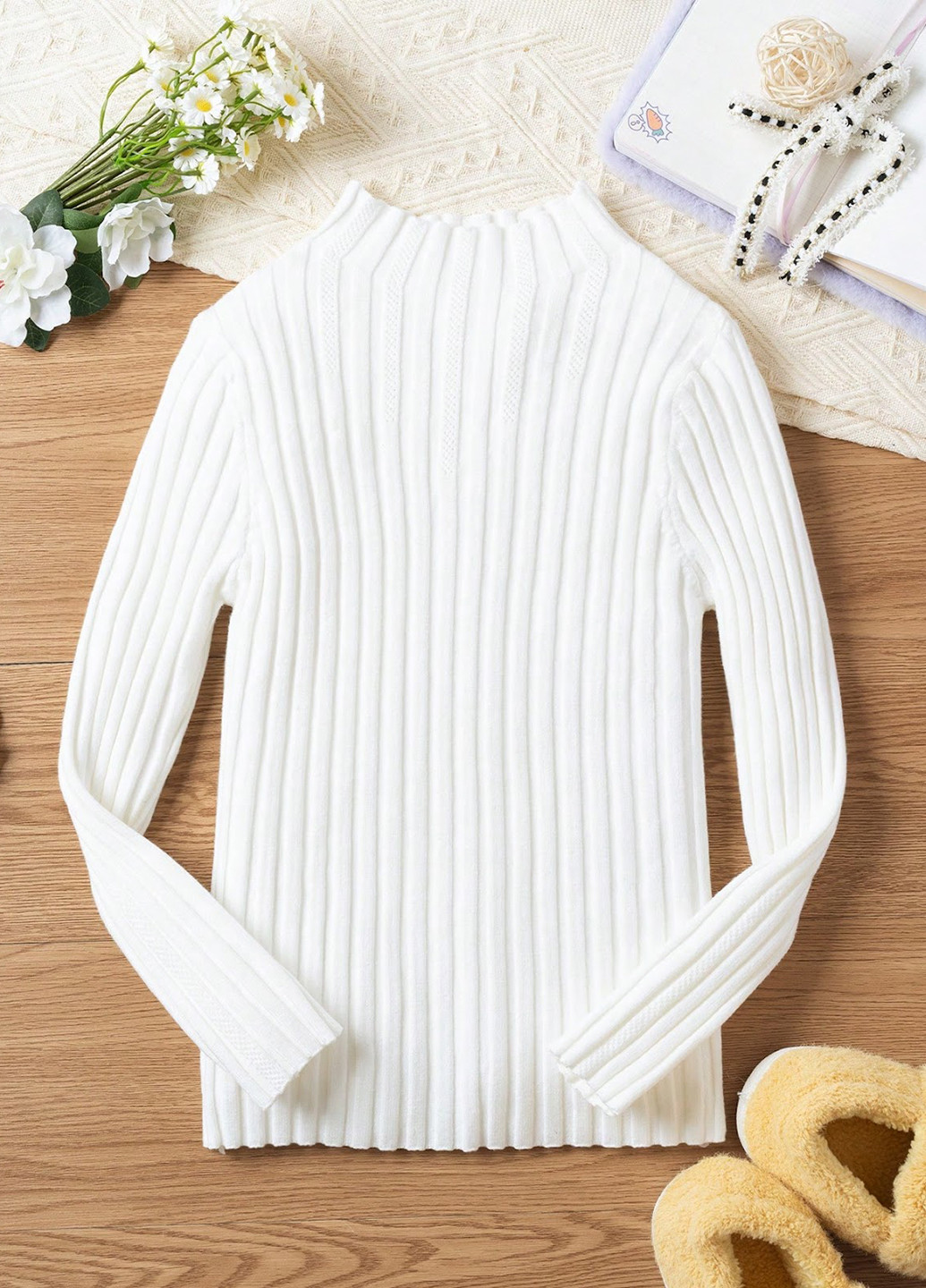 Білий демісезонний светр джемпер SHEIN