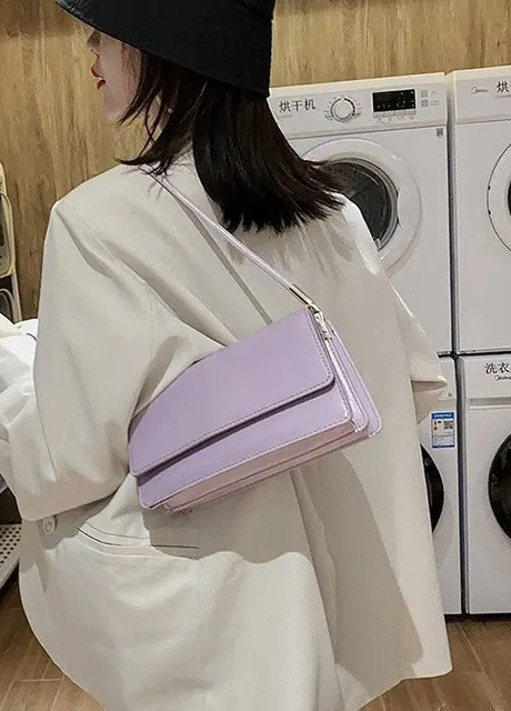 Жіноча класична сумка фіолетова пурпурна 5600 багет через плече клатч на короткій ручці No Brand (252989196)