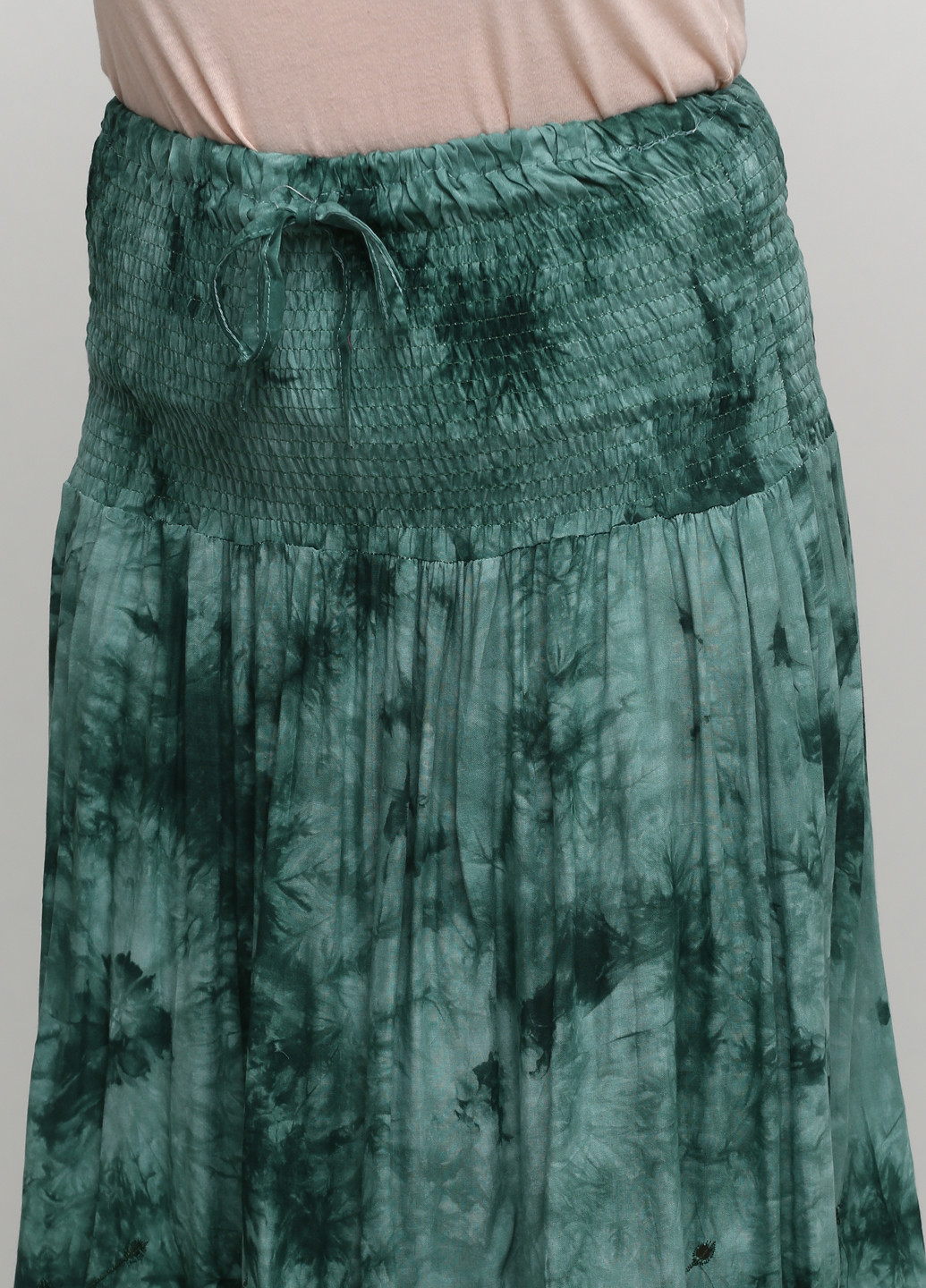 Зеленая кэжуал с абстрактным узором юбка Carrokar а-силуэта (трапеция)