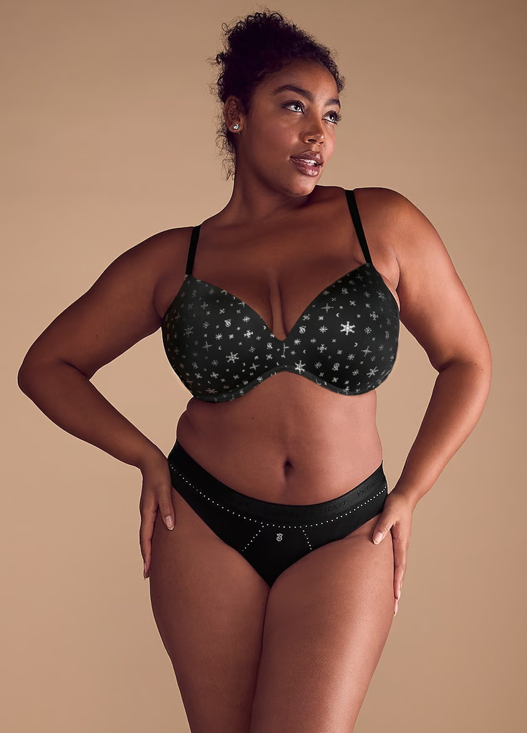 Черный демисезонный комплект (бюстгальтер, трусики) Victoria's Secret
