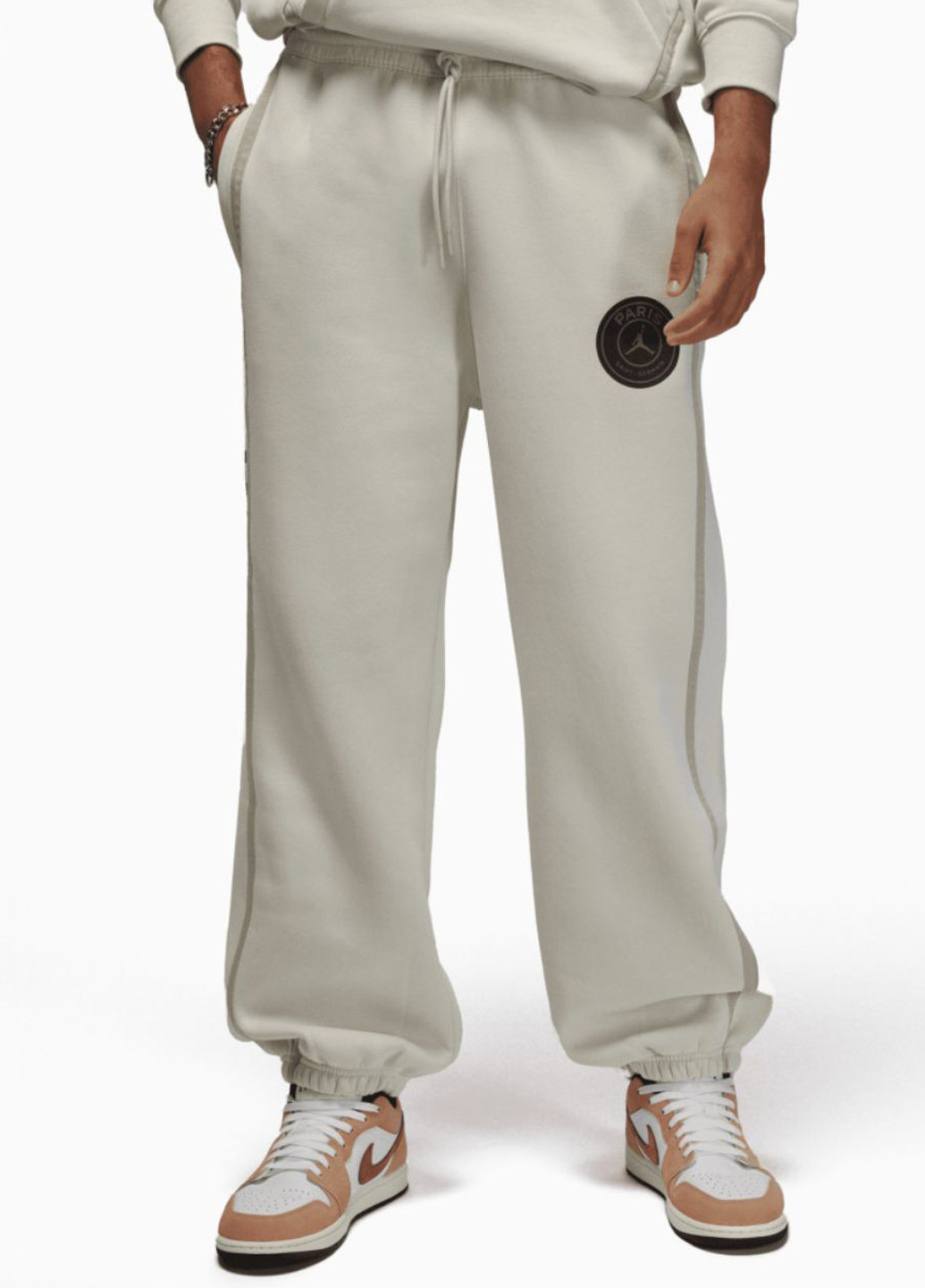 Светло-серые кэжуал демисезонные джоггеры брюки Jordan