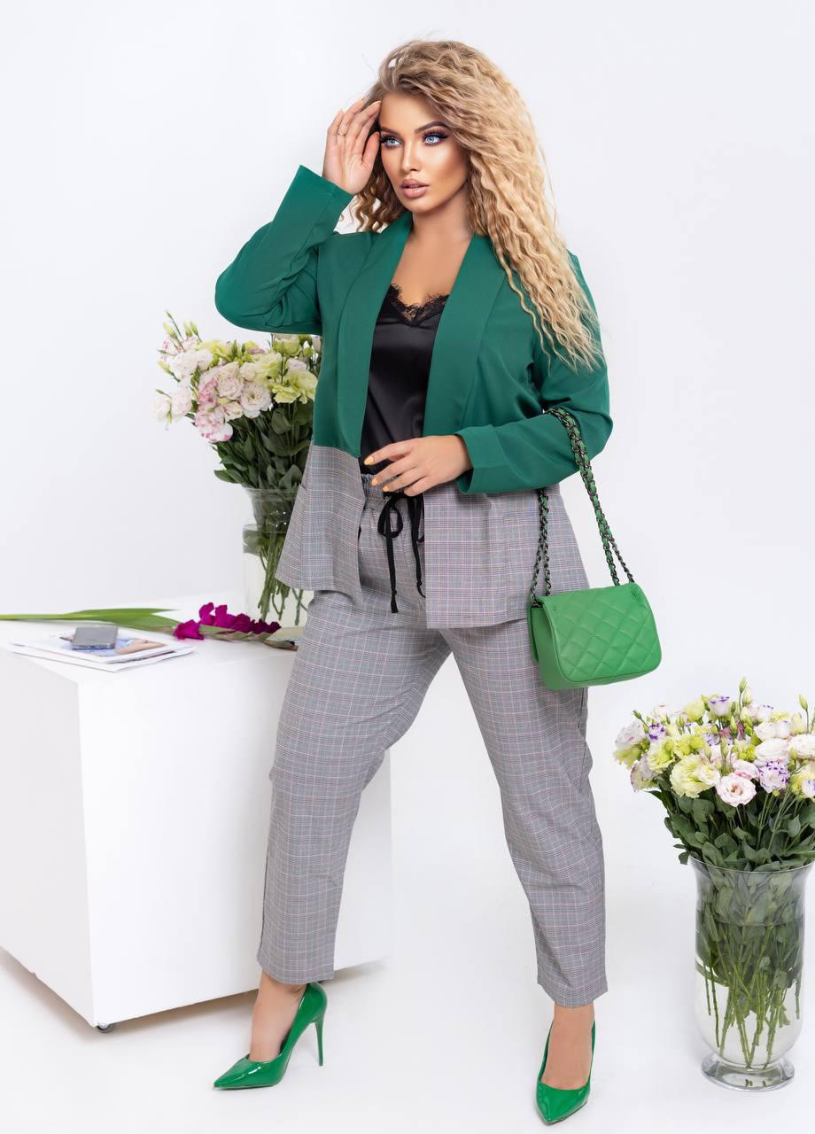 Женский костюм брюки в клетку и пиджак зеленого цвета р.50/52 374195 New Trend (255411799)