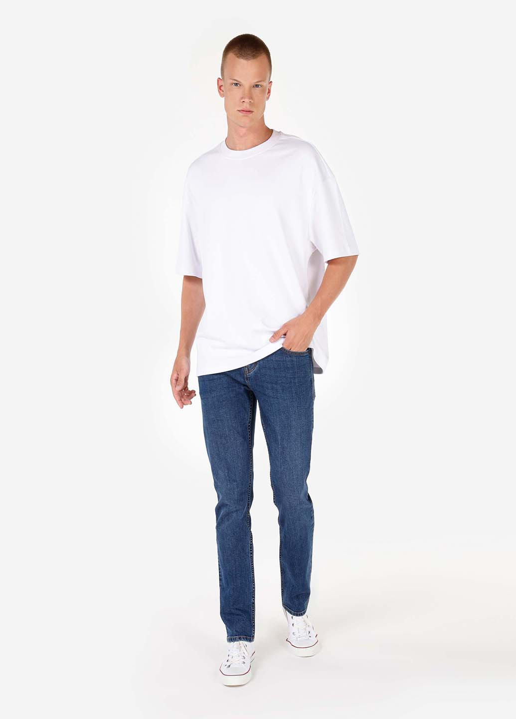 Синие демисезонные зауженные джинсы Colin's