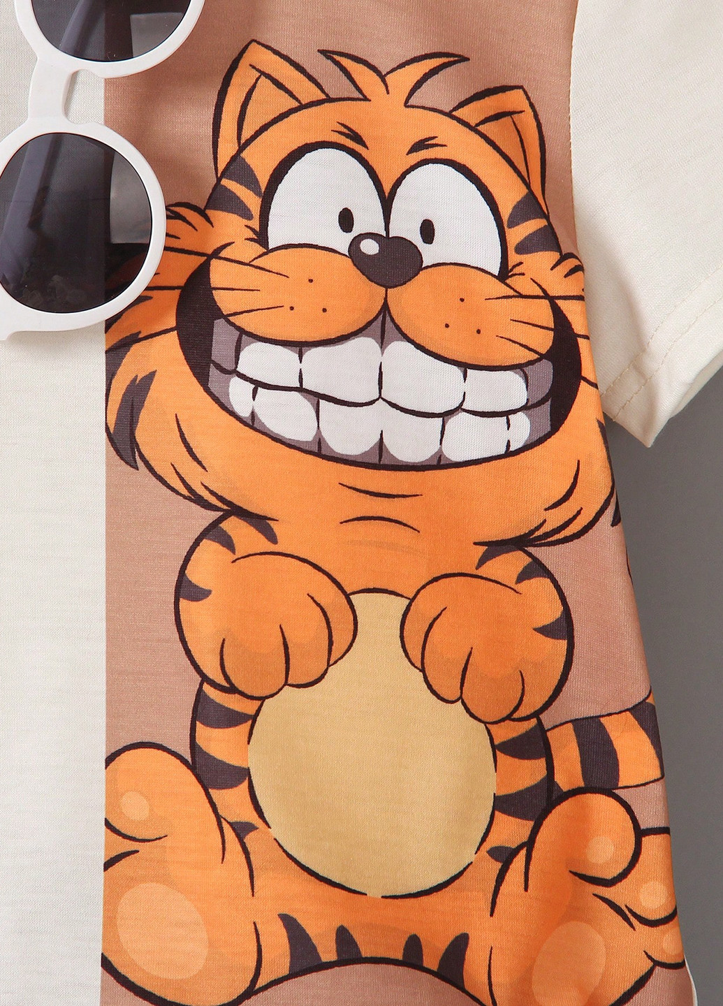 Комбинированный летний костюм (футболка, шорты) с шортами SHEIN