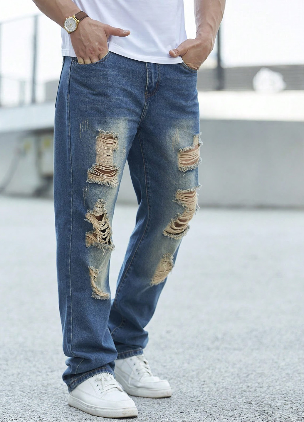 Синие демисезонные зауженные джинсы SHEIN