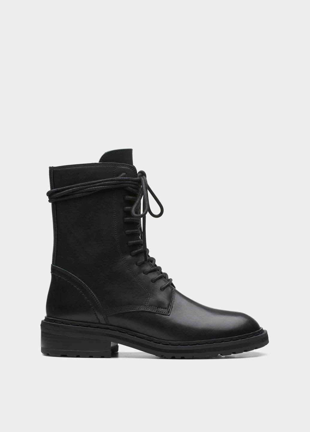 Осенние ботинки берцы Clarks без декора