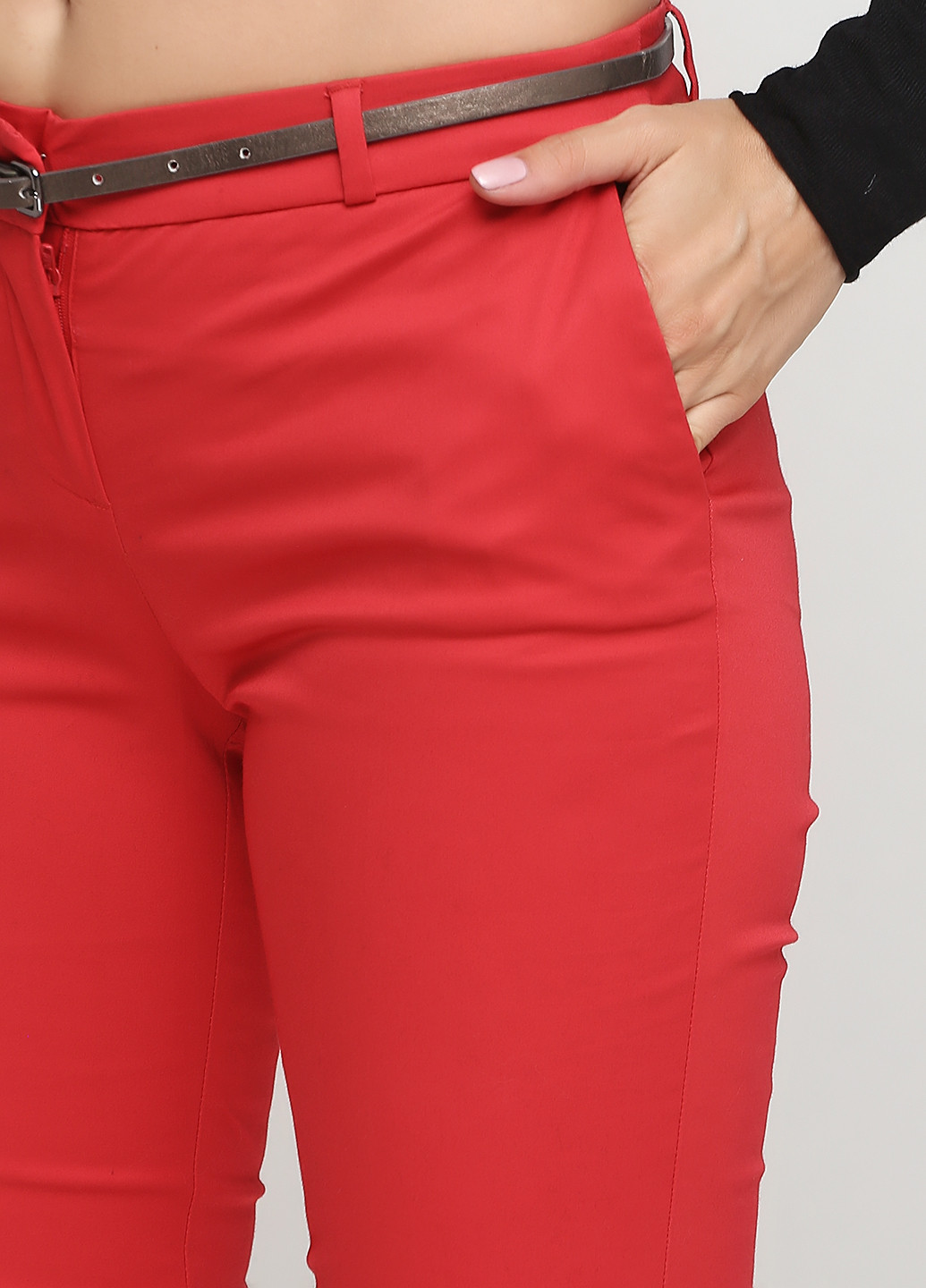 Красные кэжуал демисезонные зауженные брюки Camaieu