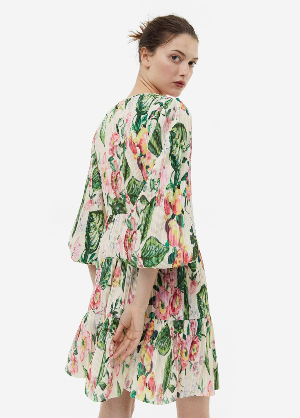 Світло-бежева кежуал сукня плісована H&M з квітковим принтом