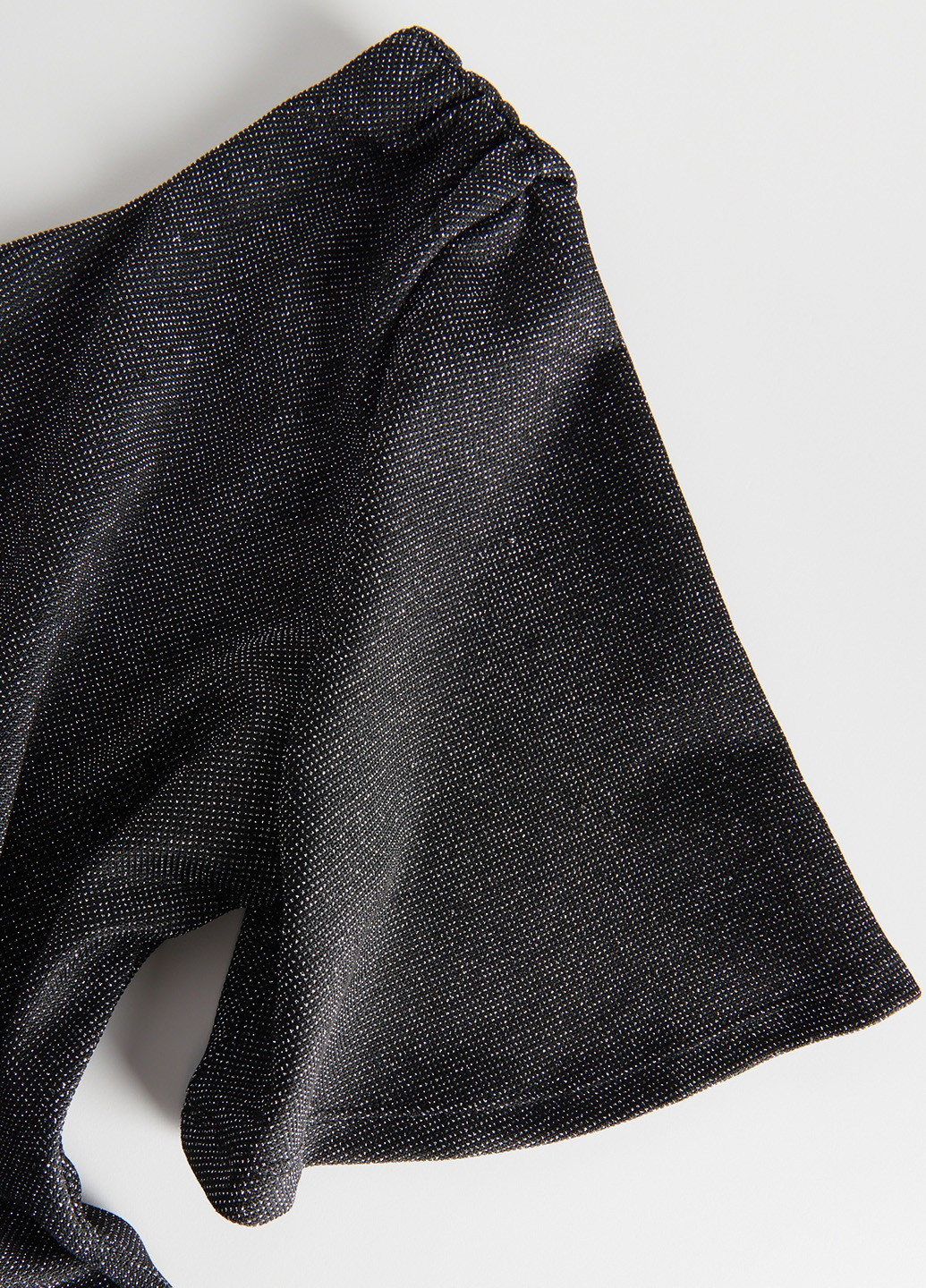 Черное вечернее, коктейльное платье на одно плечо Reserved однотонное