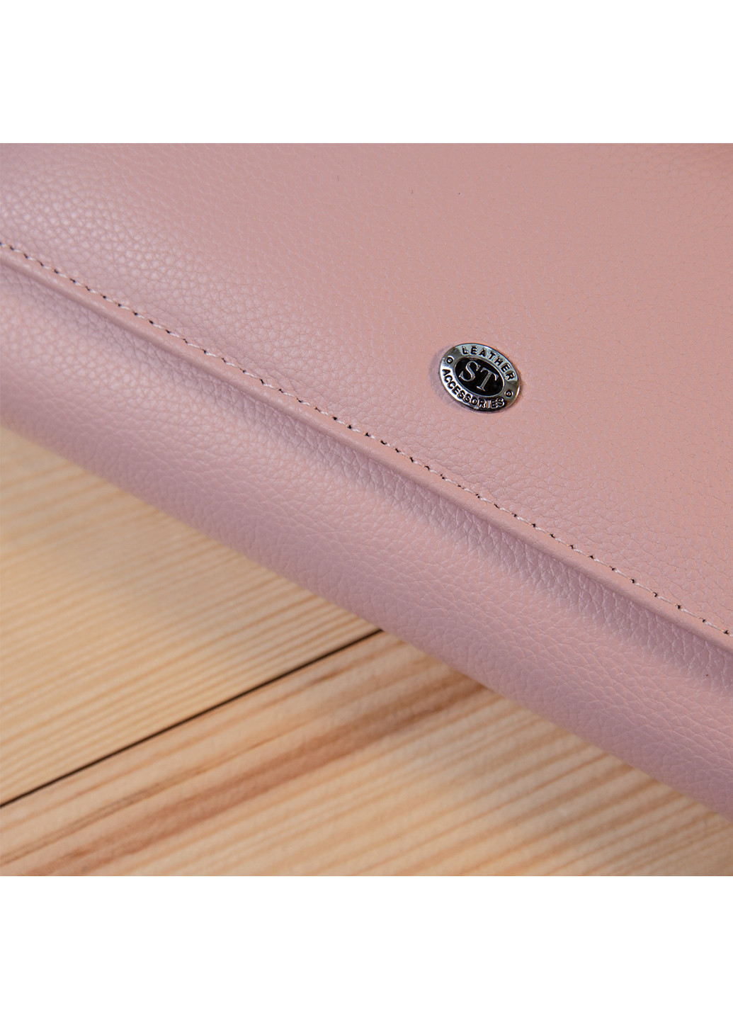 Жіночий шкіряний гаманець 19х10х3 см st leather (252126763)