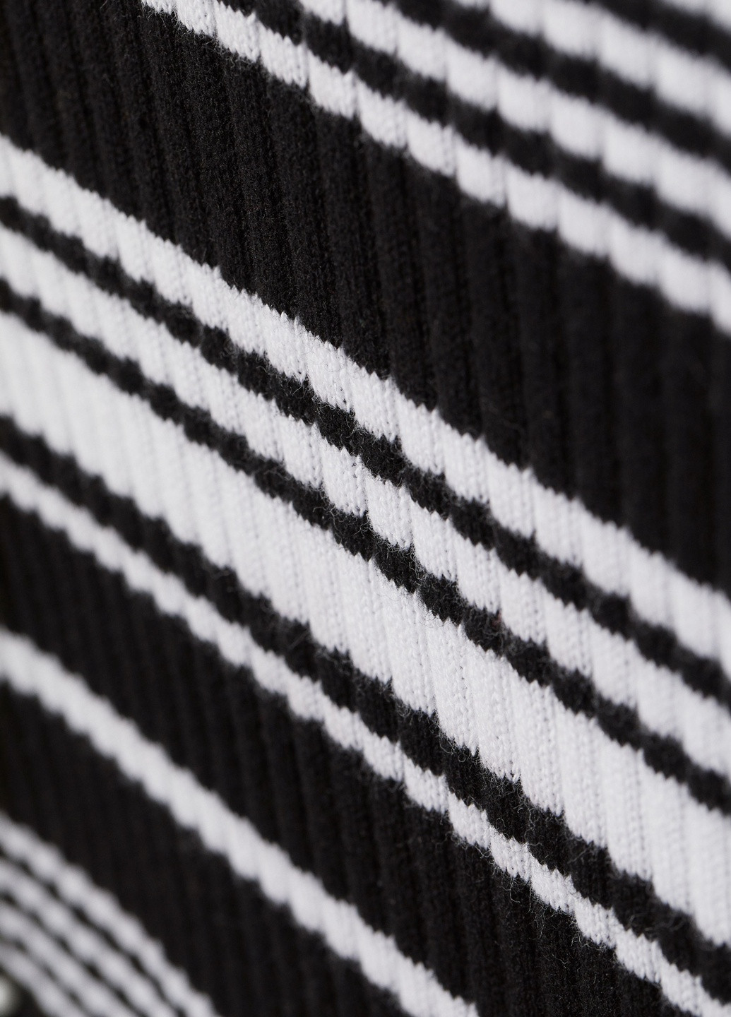 Черно-белое кэжуал платье H&M однотонное