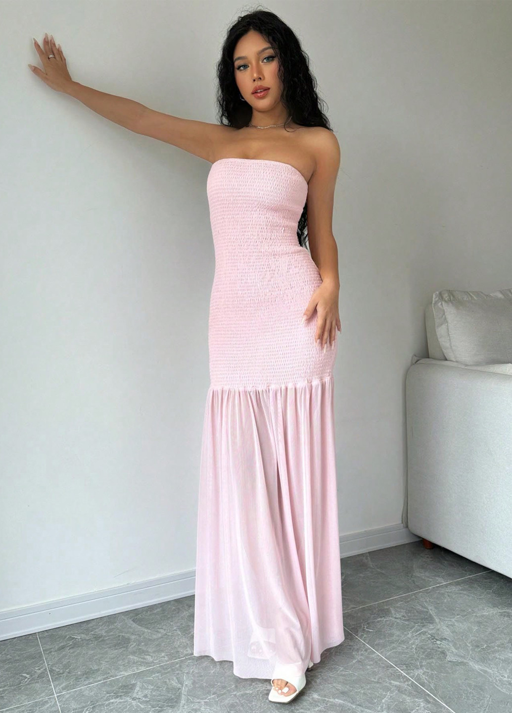 Светло-розовое вечернее, кэжуал платье бандо, с открытыми плечами SHEIN однотонное