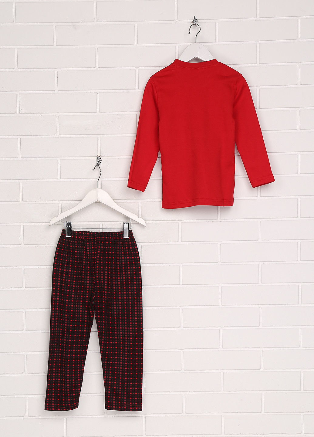 Червона всесезон піжама (лонгслів, брюки) Vitmo baby
