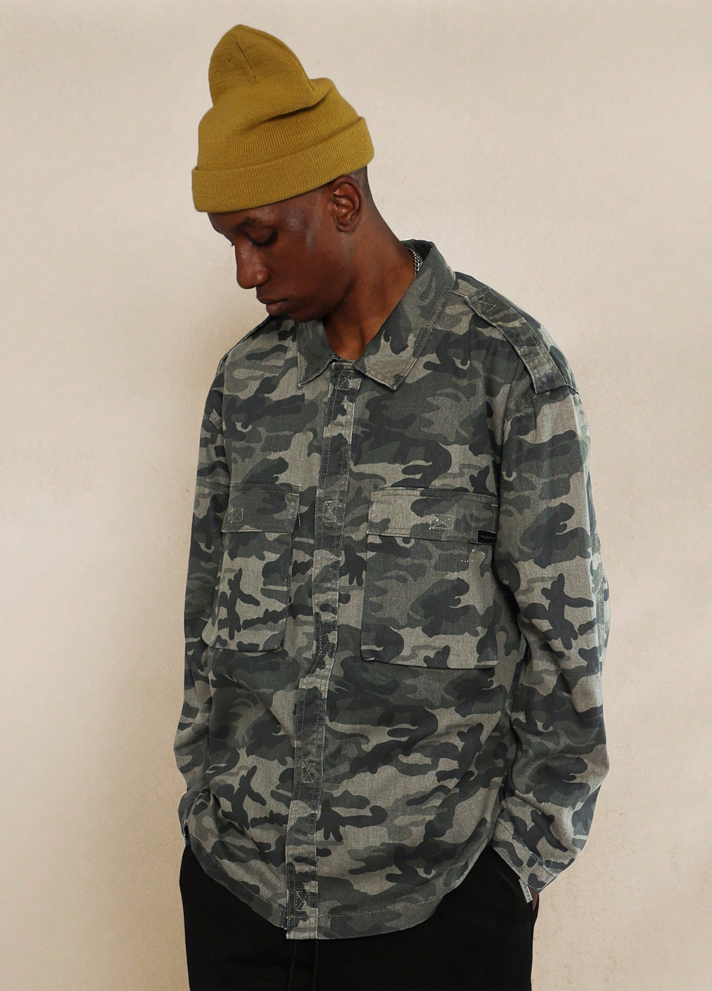 Цветная джинсовая, кэжуал рубашка камуфляжная SHEIN