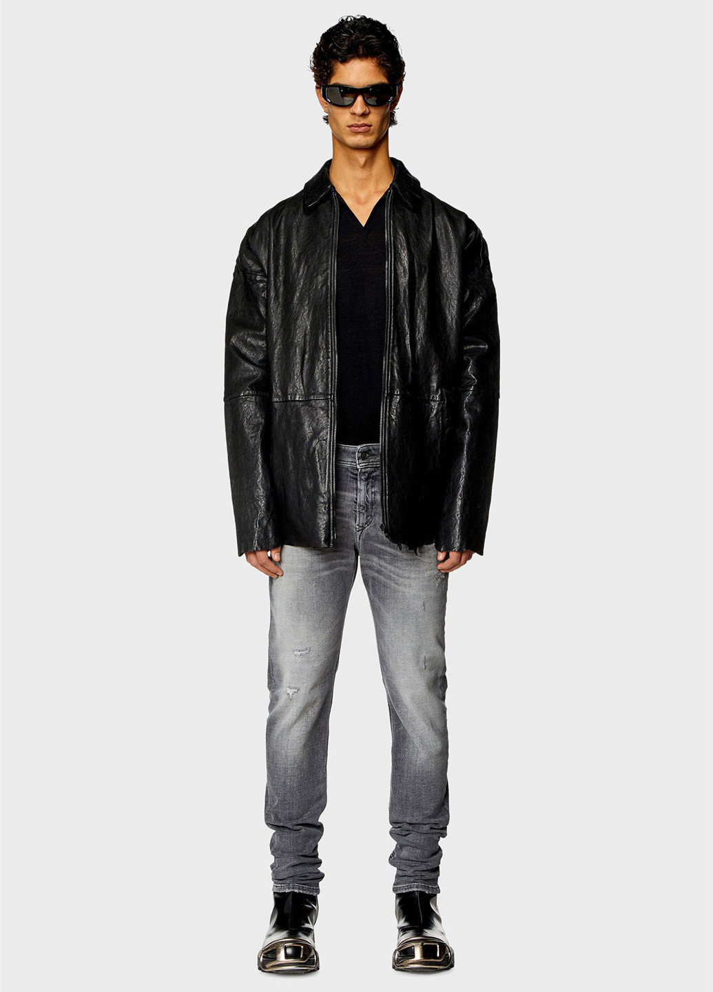 Серые демисезонные регюлар фит джинсы Diesel